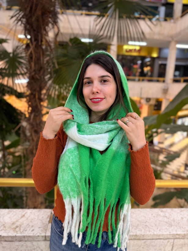شال بیگ اسکارف تک رنگ تنها رنگی رنگی و تک رنگ مدل ابرنگی ترند سال گرم نرم قیمت استثنایی